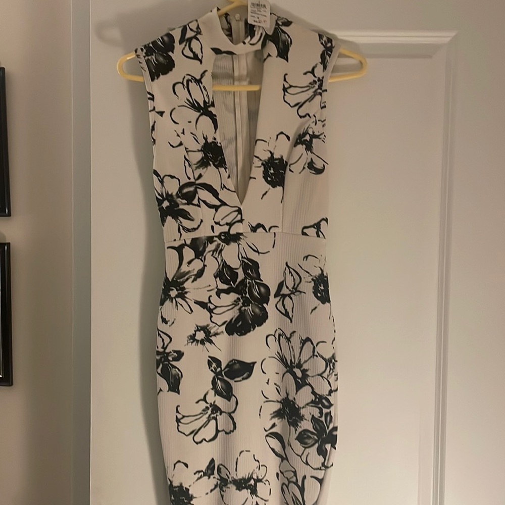 Gorgeous black and off white tight dress